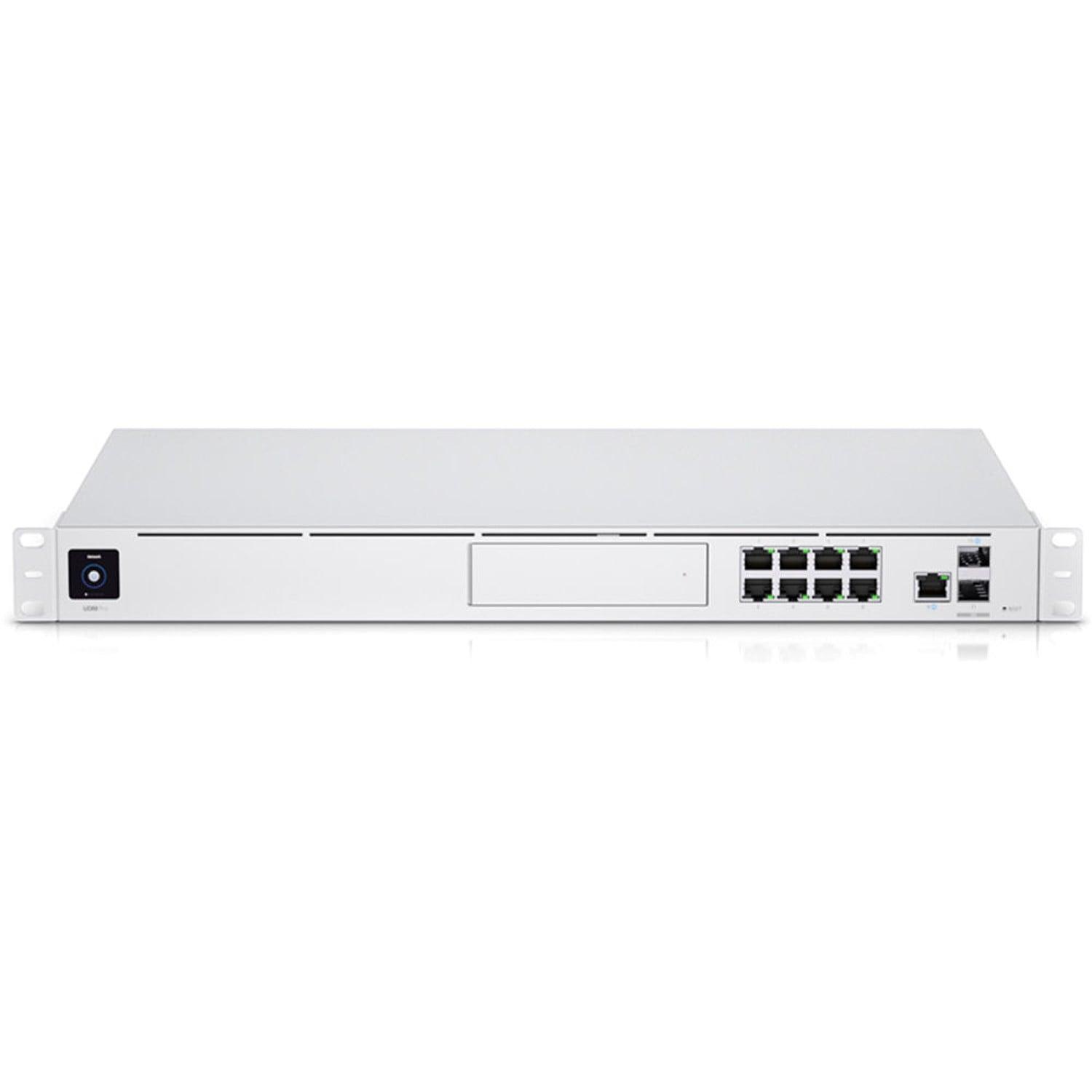 Rede corporativa UniFi instalada em empresa em Curitiba com switches e equipamentos Ubiquiti